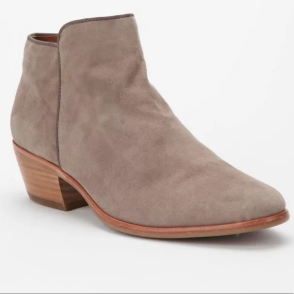 SAM EDELMAN TAUPE SUEDE CHELSEA ANKLE BOOTIE SIZE 7.5 - Picture 1 of 8